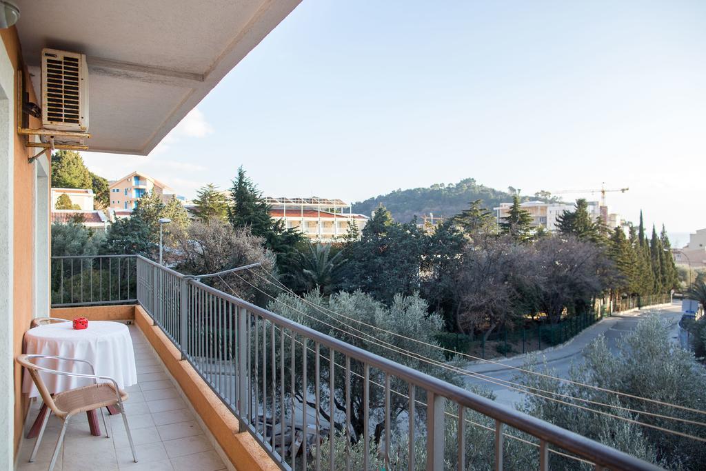 Petrovac Villa Nadezda מראה חיצוני תמונה