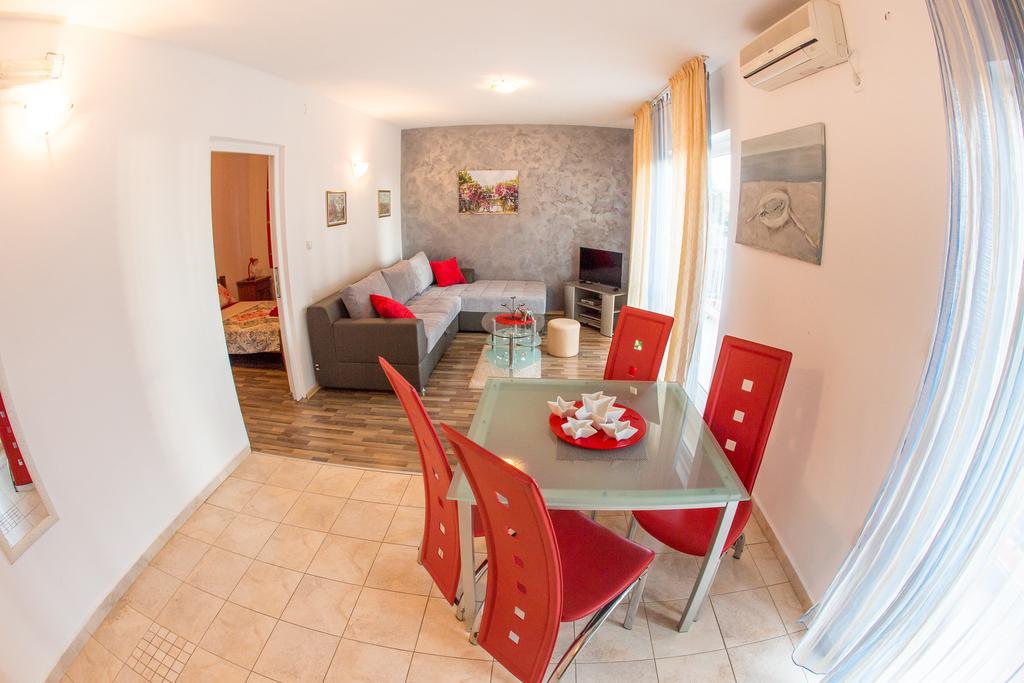 Petrovac Villa Nadezda מראה חיצוני תמונה