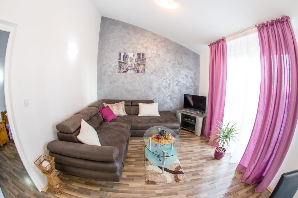 Petrovac Villa Nadezda מראה חיצוני תמונה